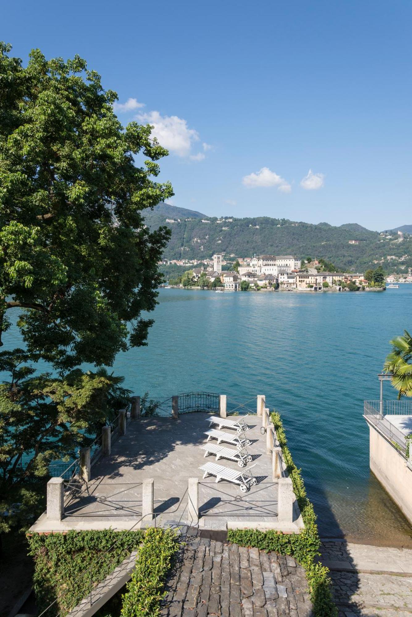 B&B Al Dom Orta San Giulio Exterior photo